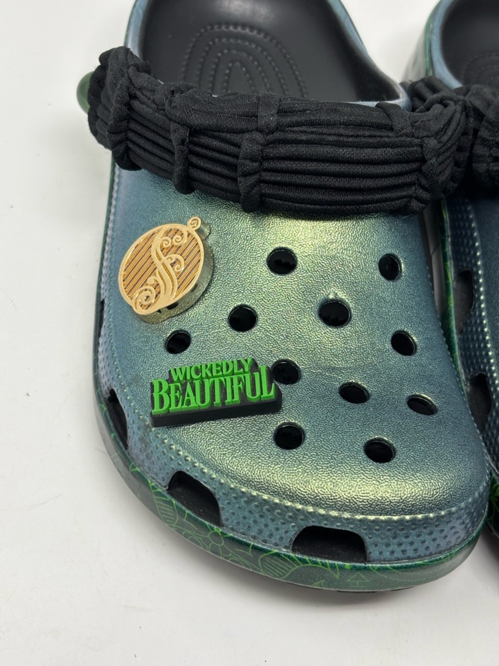 CROCS X Wicked Elphaba Classic Crocs Shoes Size Women’s 7 - Picture 11 of 16